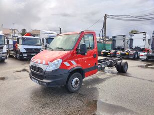 IVECO Daily 70C18 chassis truck