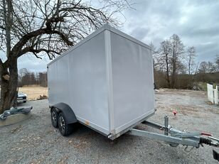 Humbaur closed box trailer