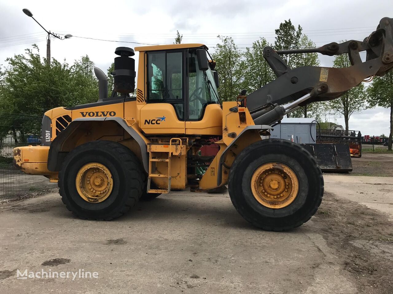 Volvo l120f габариты