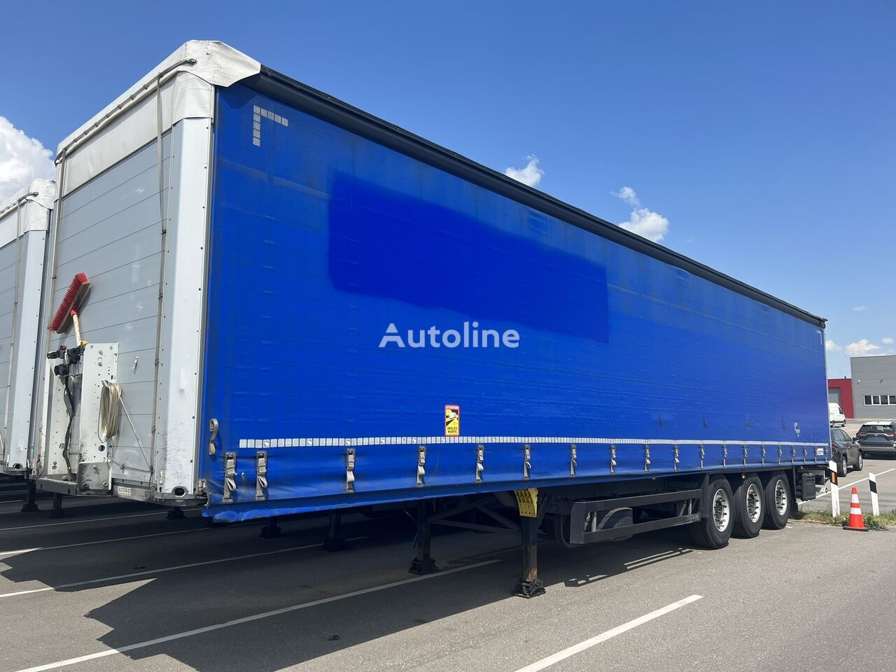 Schmitz Cargobull SCS 24/L curtain side semi-trailer