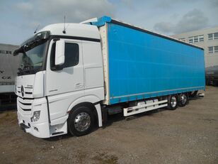 Mercedes-Benz Actros 2546 curtainsider truck