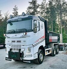 Volvo FMX 540 6x4 tipper with only 240,000 km WATCH VIDEO dump