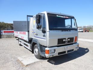 MAN 10.224 flatbed truck