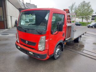 Renault Maxity 130.35  flatbed truck