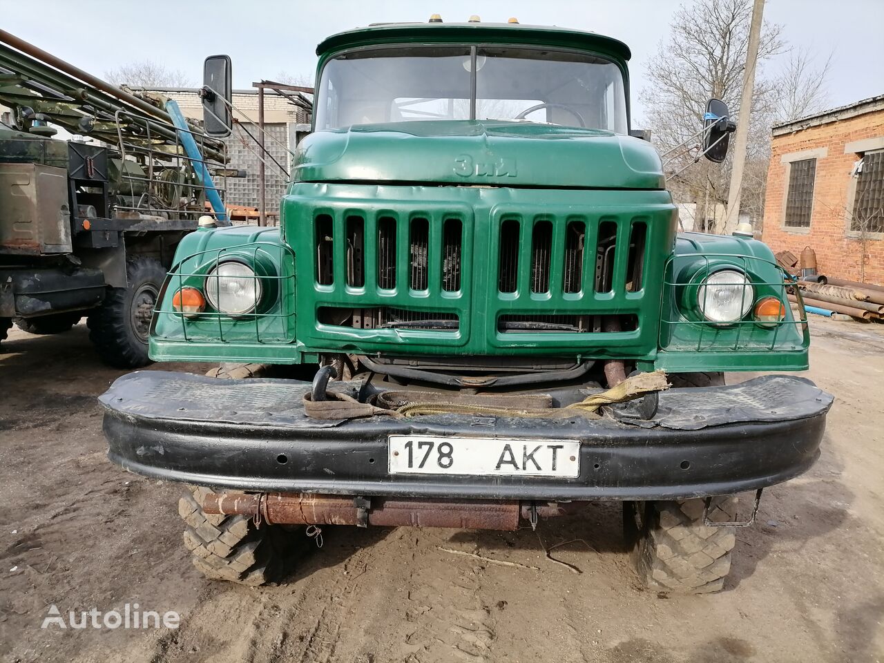 ZIL 131 flatbed truck