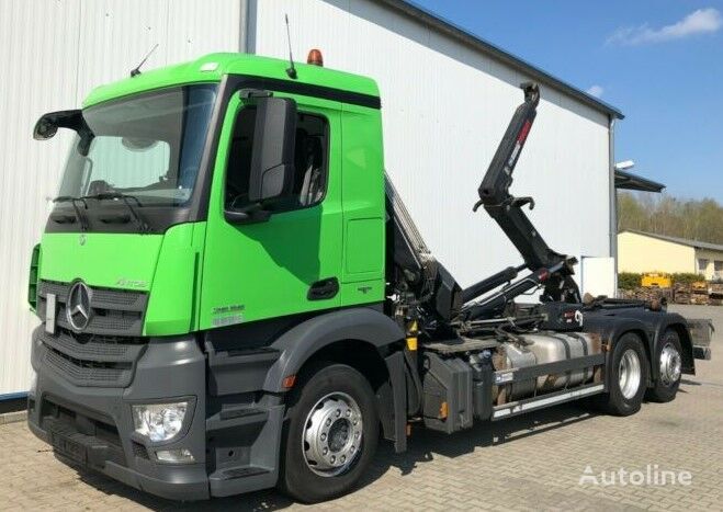 new Mercedes-Benz Arocs 2636 L 6x2/4 hook lift truck