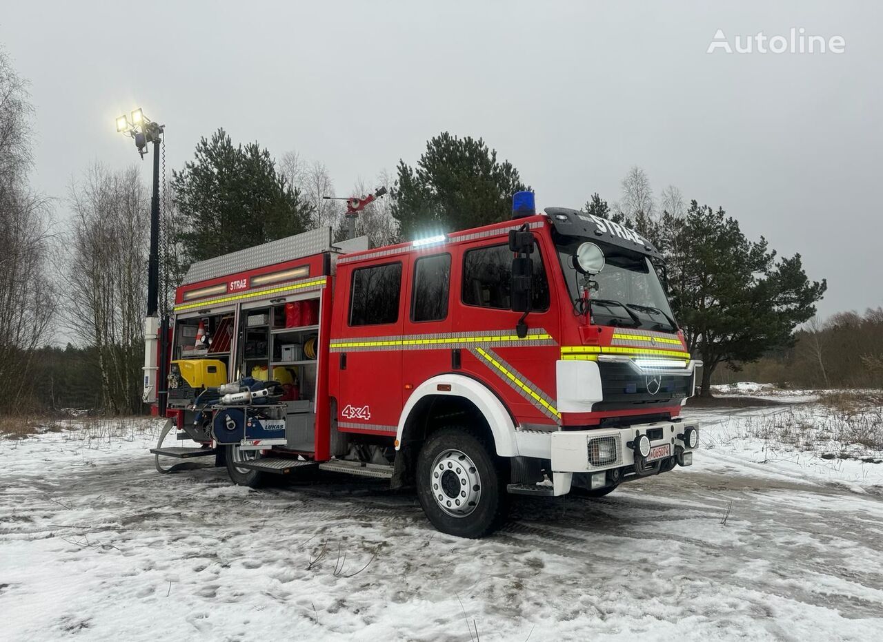 Mercedes-Benz  AF straż pożarna 4x4 CNBP INNE fire truck
