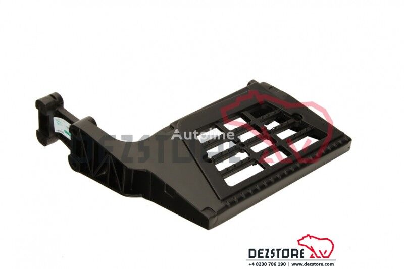 1347131 footboard for DAF 95XF truck tractor