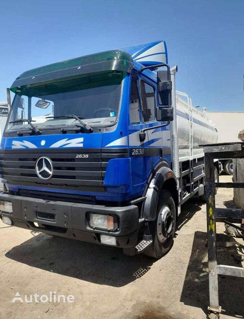 Mercedes-Benz 2638 6X4 tanker truck