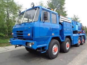 Tatra T 815 8X8 tow truck